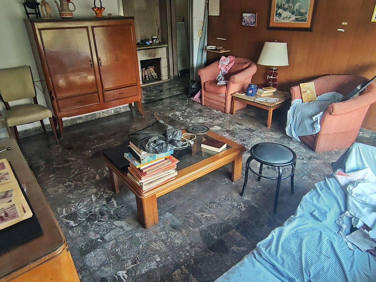 Foto de SALAS 300 - CASA EN LOTE PROPIO EN EXCELENTE ZONA (U$S 310.000.-), imagen 4