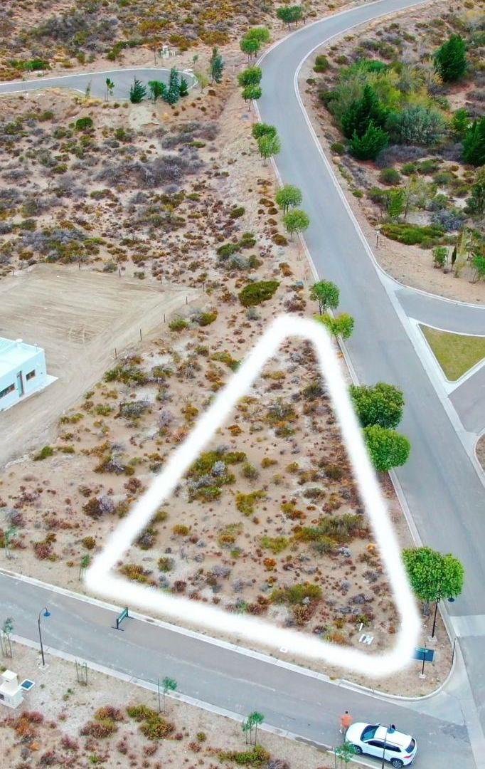 se vende terreno en esquina la Herradura