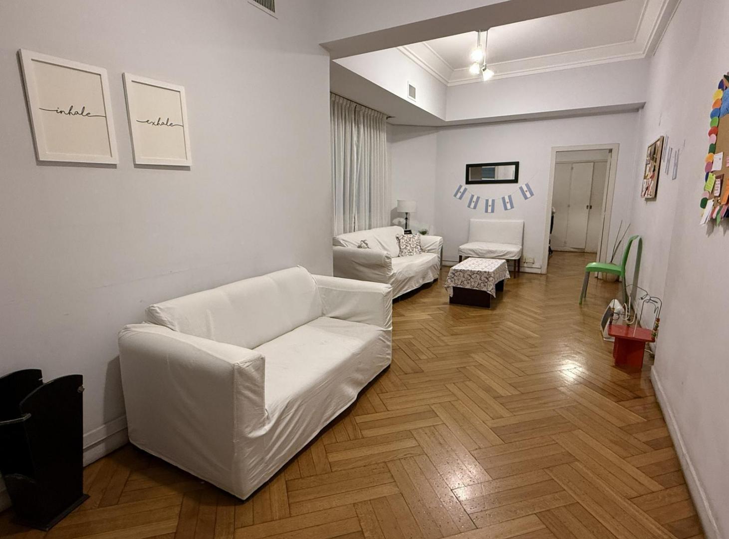 Foto de OFICINA EN VENTA 103M2 IDEAL CONSULTORIOS EN RECOLETA - 4 AMBIENTES, imagen 1