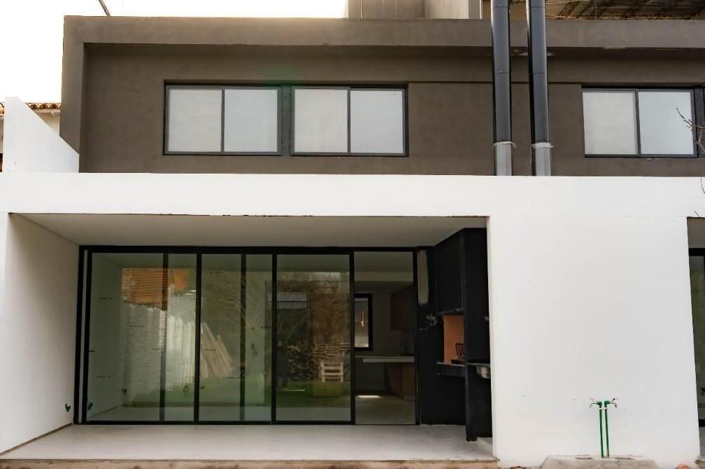 Foto de Townhouse de 3 dormitorios con jardín y parrilla en Molino Haus, imagen 1