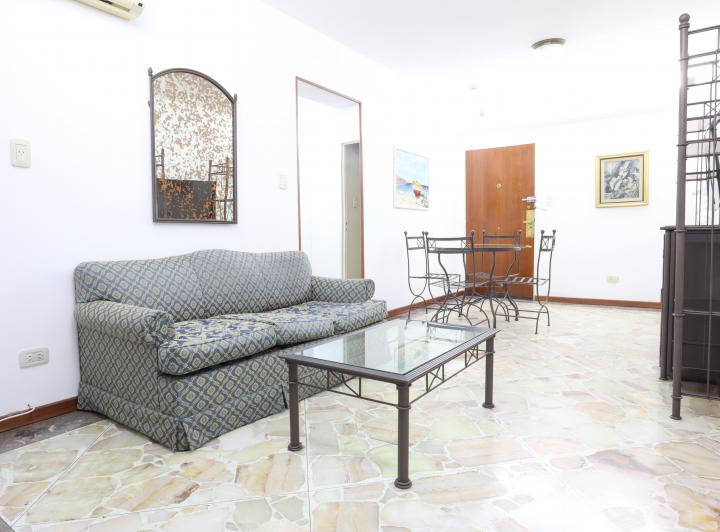 APTO Profesional + Seguridad 24hs + Potencial 4 Gabinetes y Sala de Espera 1