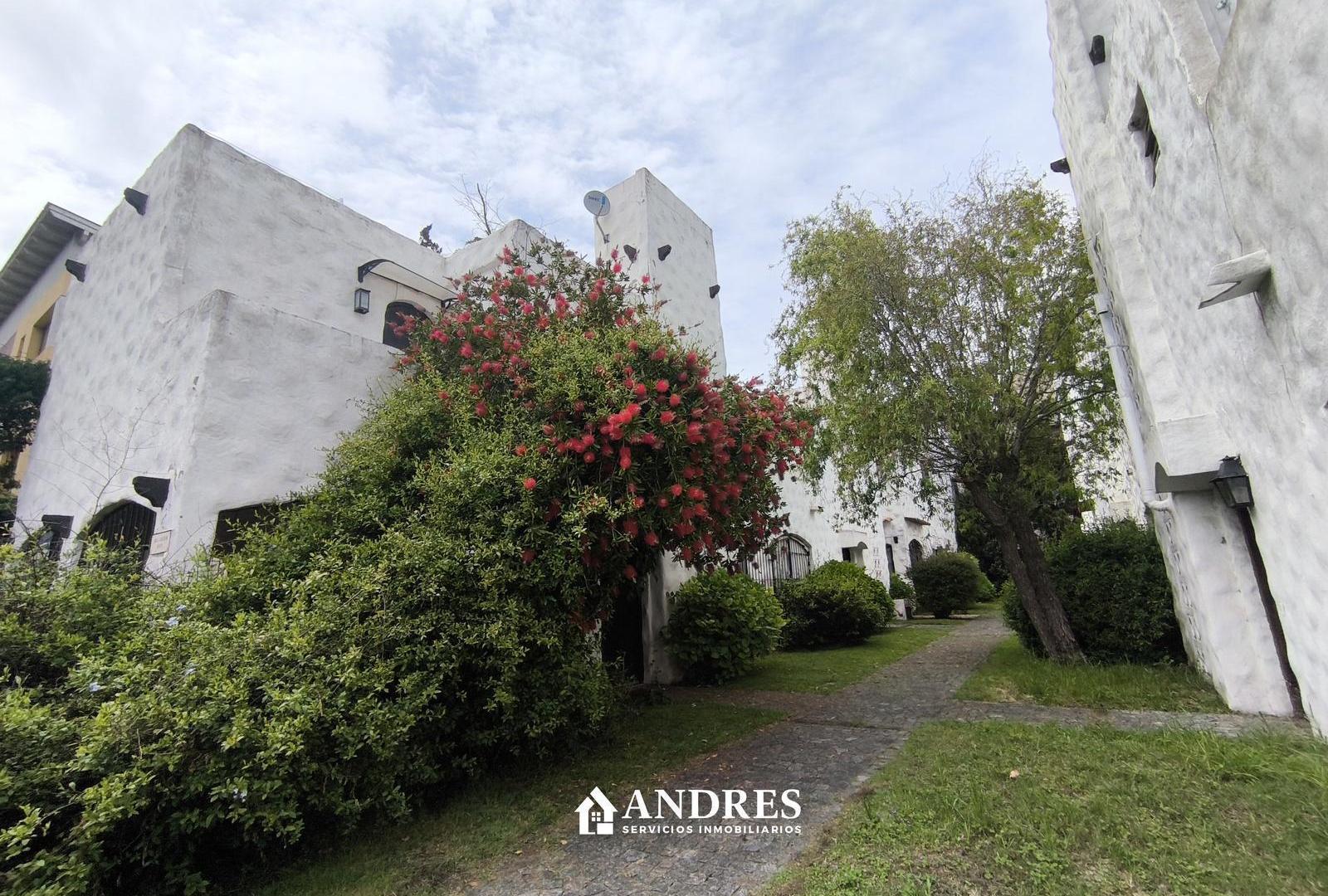 Duplex en Venta en Pinamar!