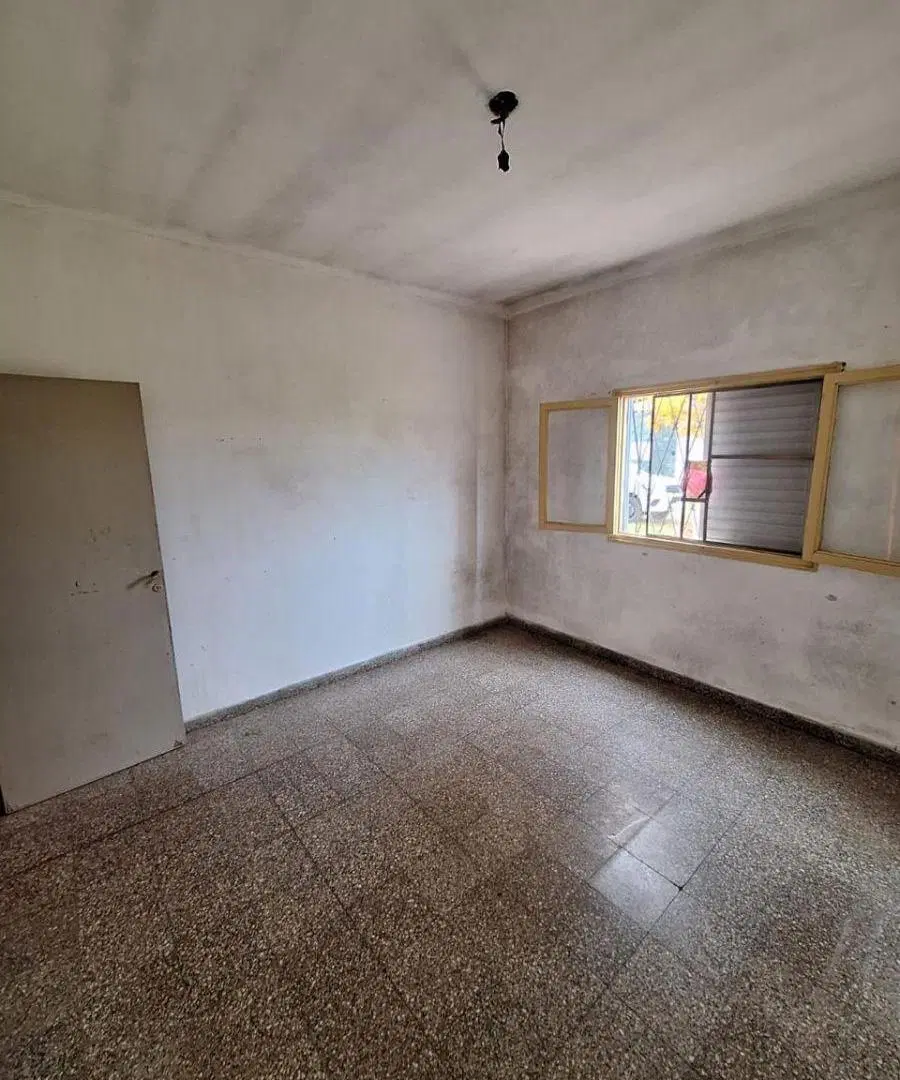 Casa en Alquiler - 2 Dorm. 8