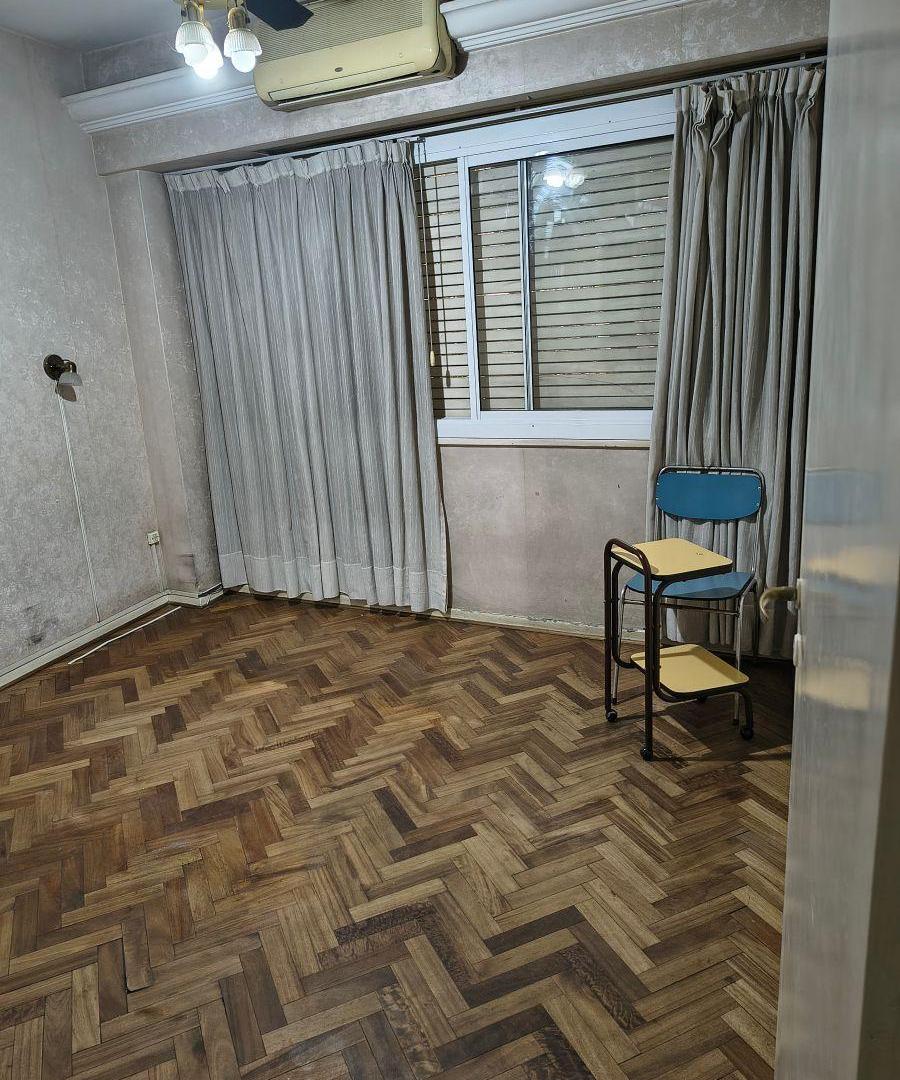 Foto de EN VENTA, 3 ambientes con patio, muy amplio, primer piso al frente, imagen 3