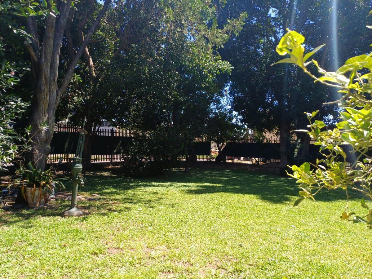 Terreno en esquina ideal vivienda o inversión – 213 m²