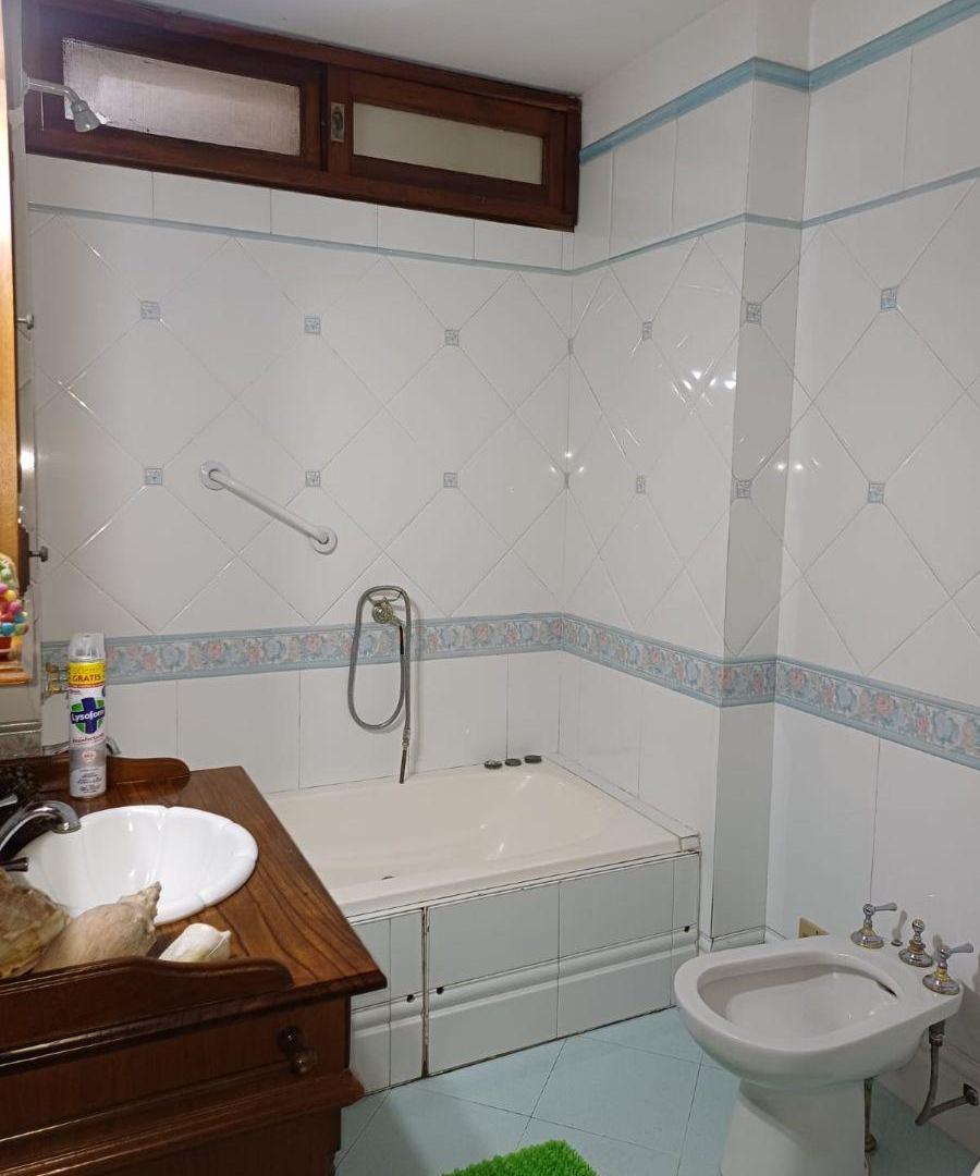 Foto de Excelente Casa de 4 Ambientes + Pileta + Garage - APTO CREDITO, imagen 5