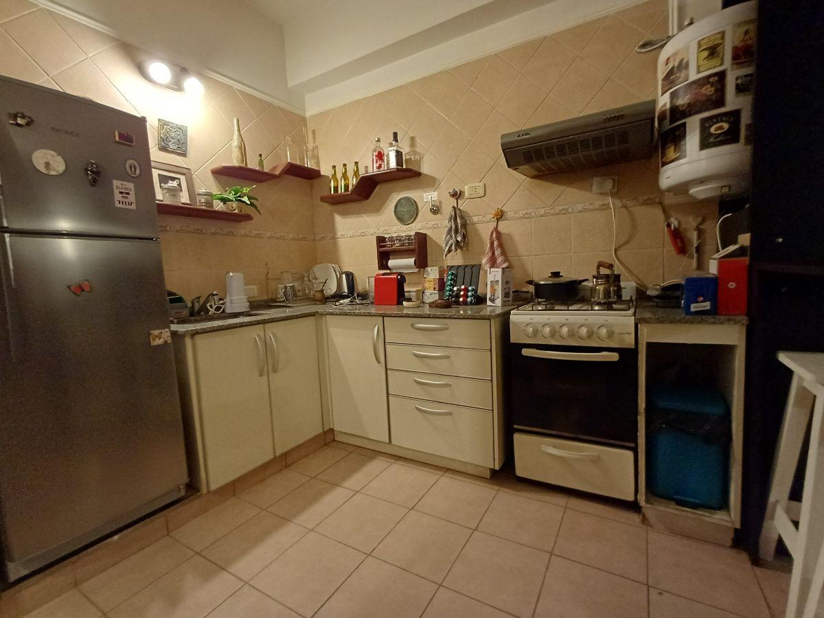 Foto de Departamento monoambiente en alquiler. 1er piso. Amoblado. Bajas, imagen 5