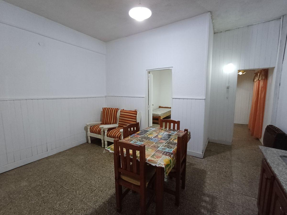 Foto de PH de 2 ambientes en alquiler. Living/Comedor. Dormitorio. Ubicación céntrica. SIN EXPENSAS, imagen 4