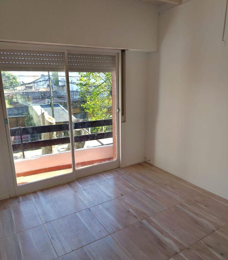 Foto de PH de 3 Ambientes con Patio. Dormitorio. Balcon. Entrepiso. Sin, imagen 4