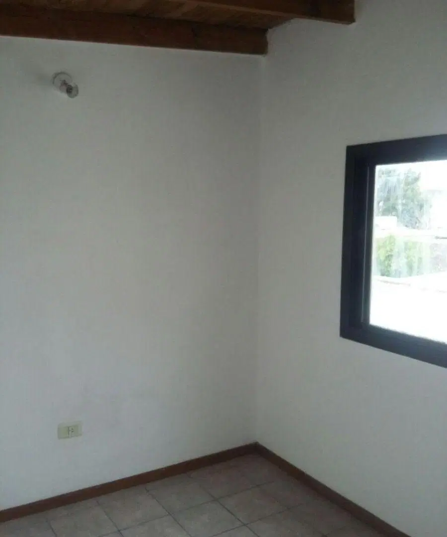 Departamento dos dormitorio primer piso por escalera, Oprtunidad! 4
