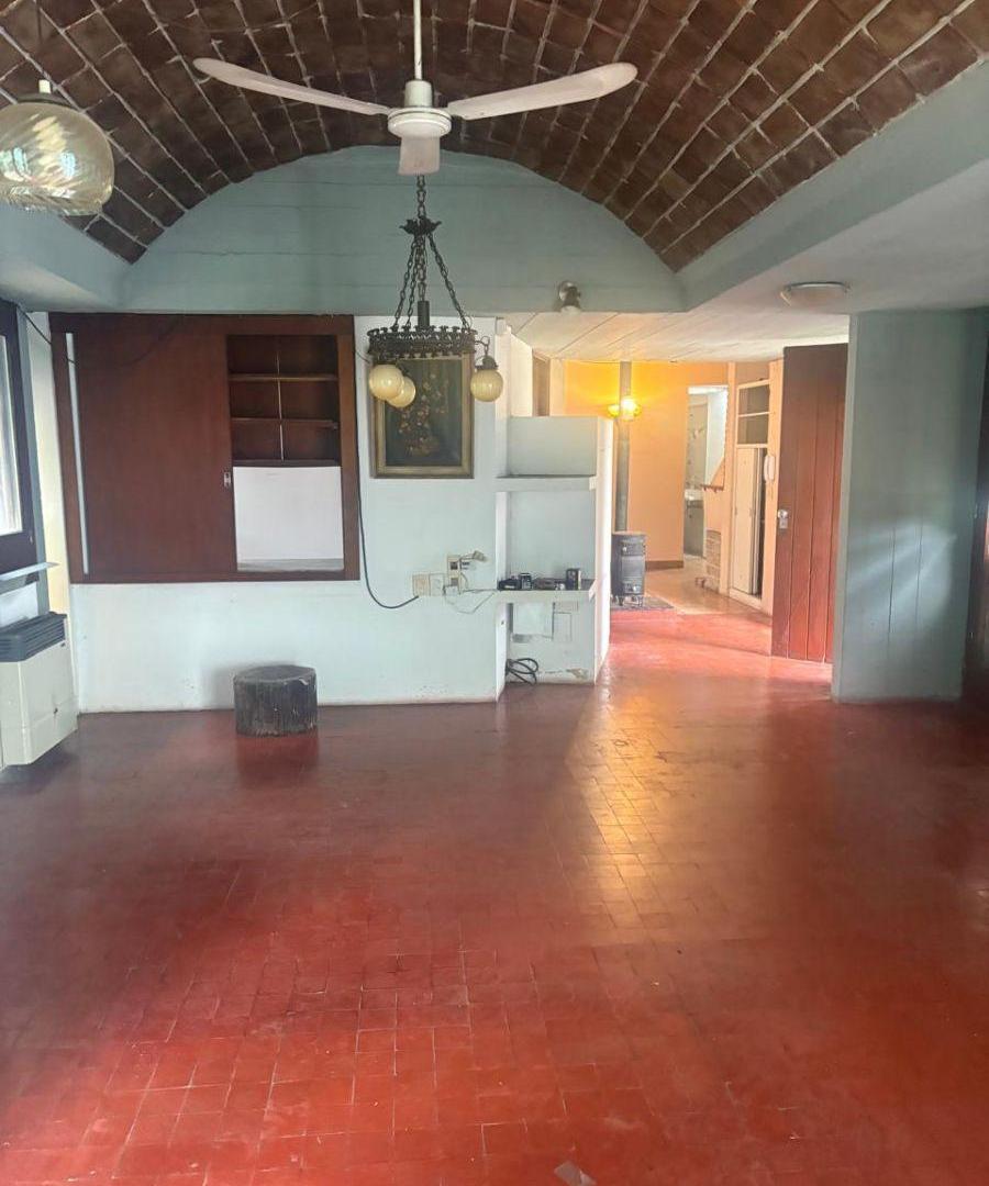 Foto de Casa excelente ubicacion, 2 dormitorios en suite a reciclar., imagen 1