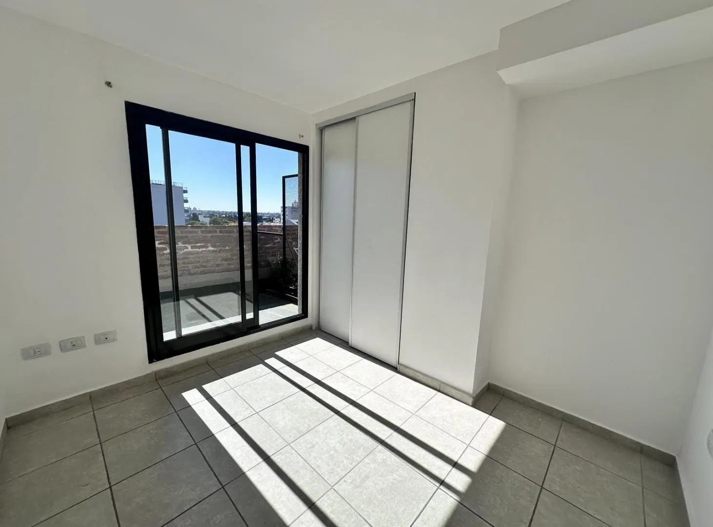Alquiler | depto 1 dormitorio con balcon - Alto Alberdi 4