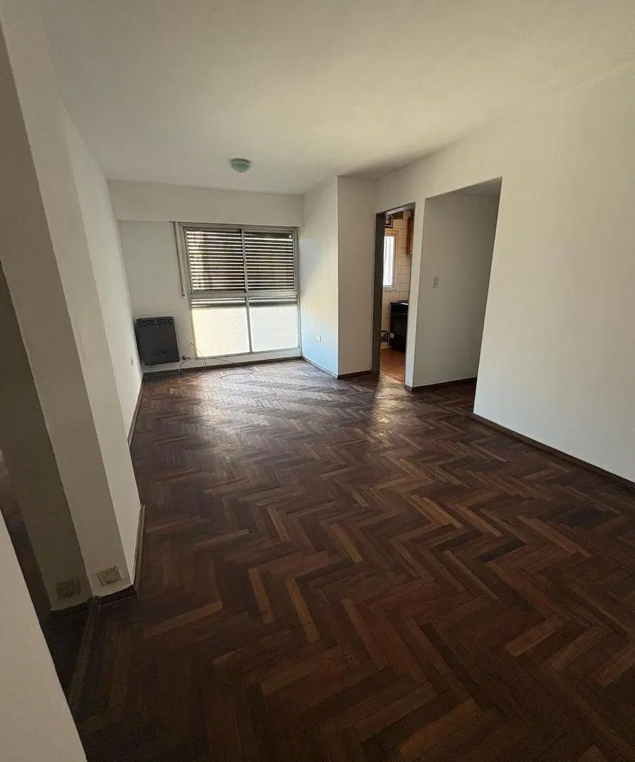 Depto - Chacabuco 385 -  al 300 - 1 Dorm - S/Balcon 3