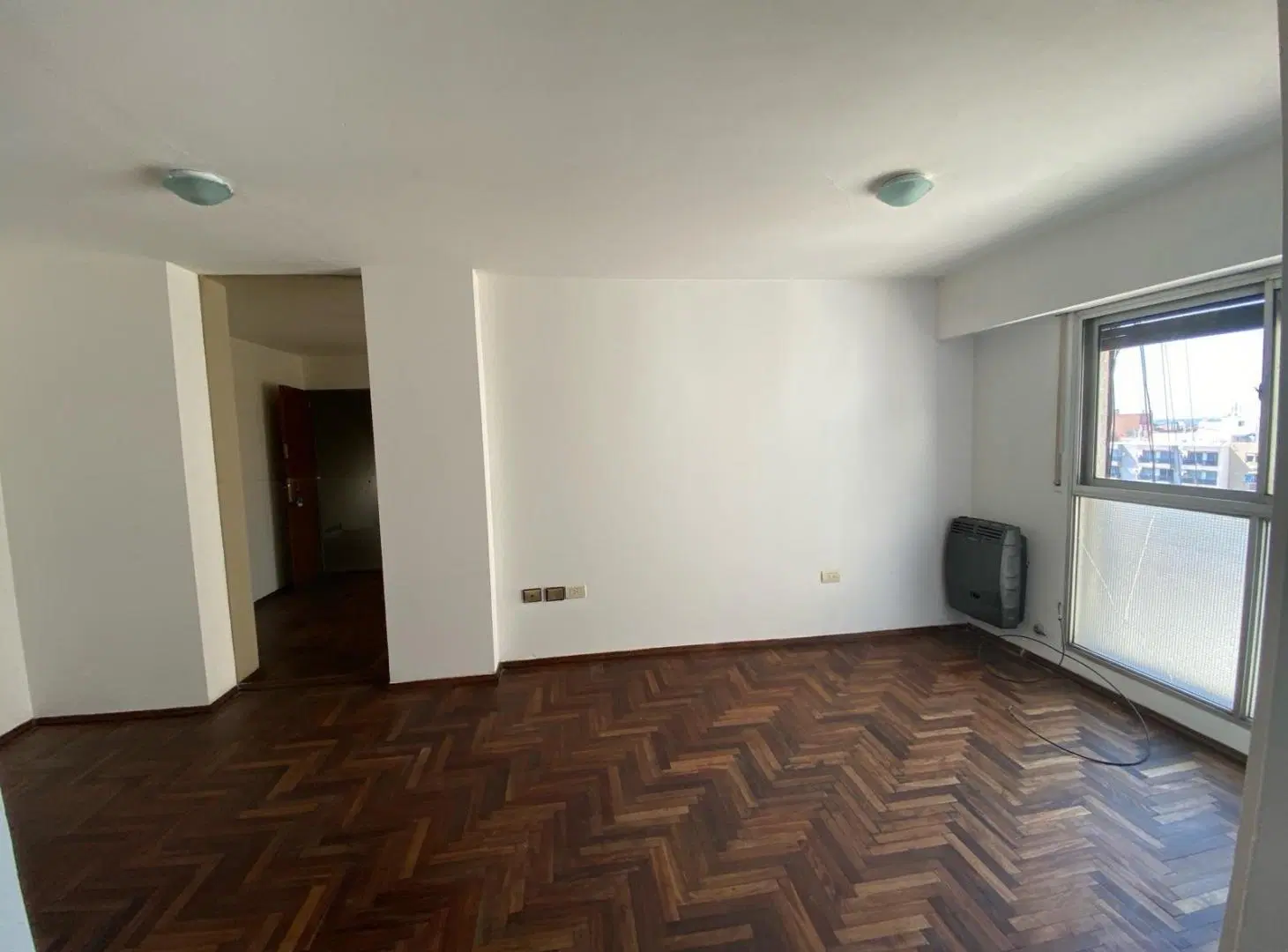Depto - Chacabuco 385 -  al 300 - 1 Dorm - S/Balcon 2