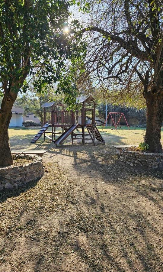 Foto de SE VENDE | Casa de 3 dormitorios - Barrio Cerrado Los Algarrobos - Apta, imagen 5