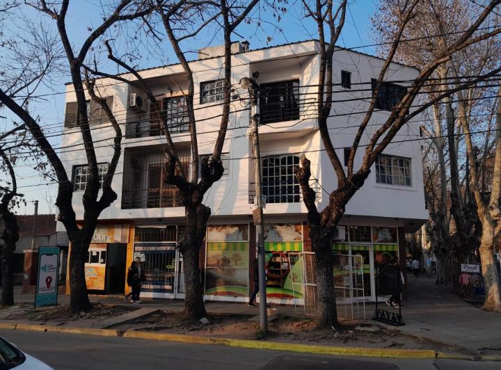 Venta de Departamento en Primer Piso Merlo Sur - 4 Ambientes excelente ubicación 4