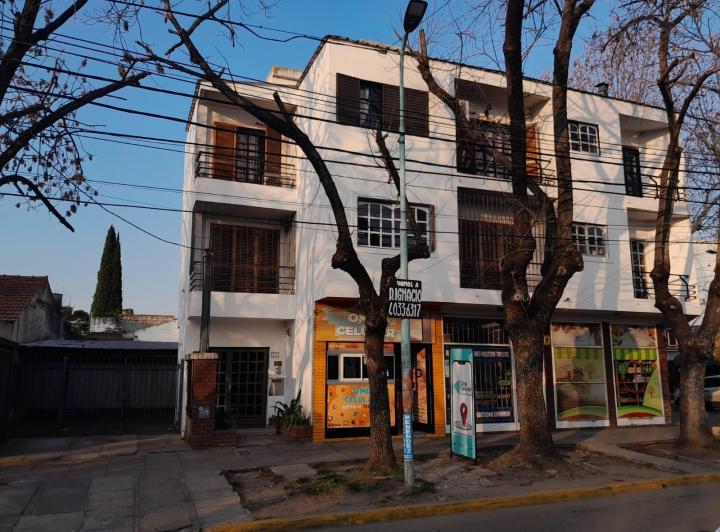 Venta de Departamento en Primer Piso Merlo Sur - 4 Ambientes excelente ubicación 1
