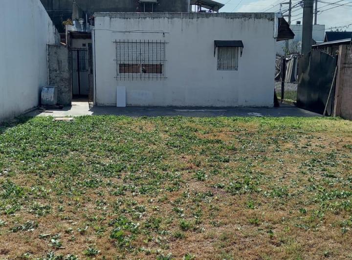 Venta de Casa en Merlo Sur -  4 Ambientes  4