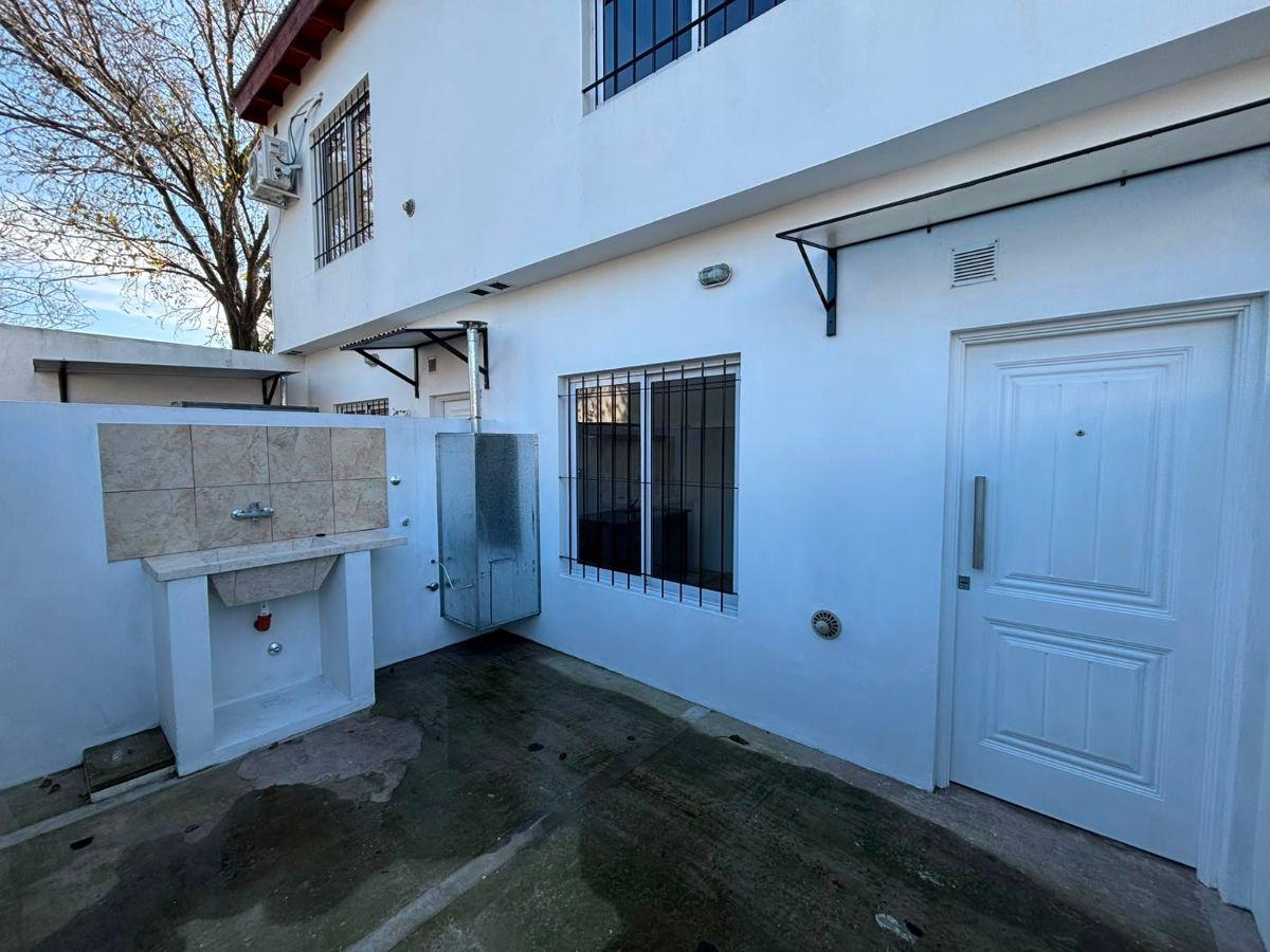 Alquiler de Departamento interno en Merlo Norte - (A 4 cuadras de Av. H. Yrigoyen)