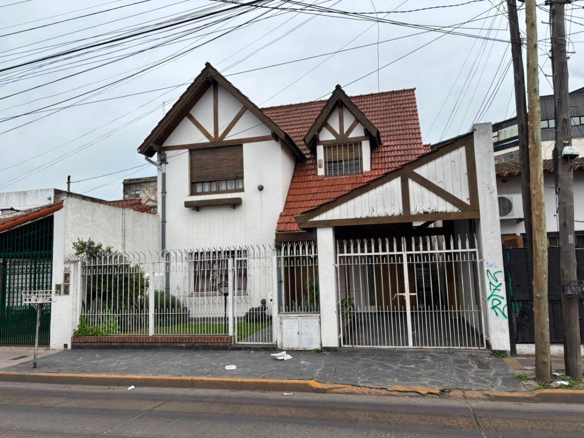 Alquiler de CASA en Merlo Norte (A 2 cuadras de la estacion)
