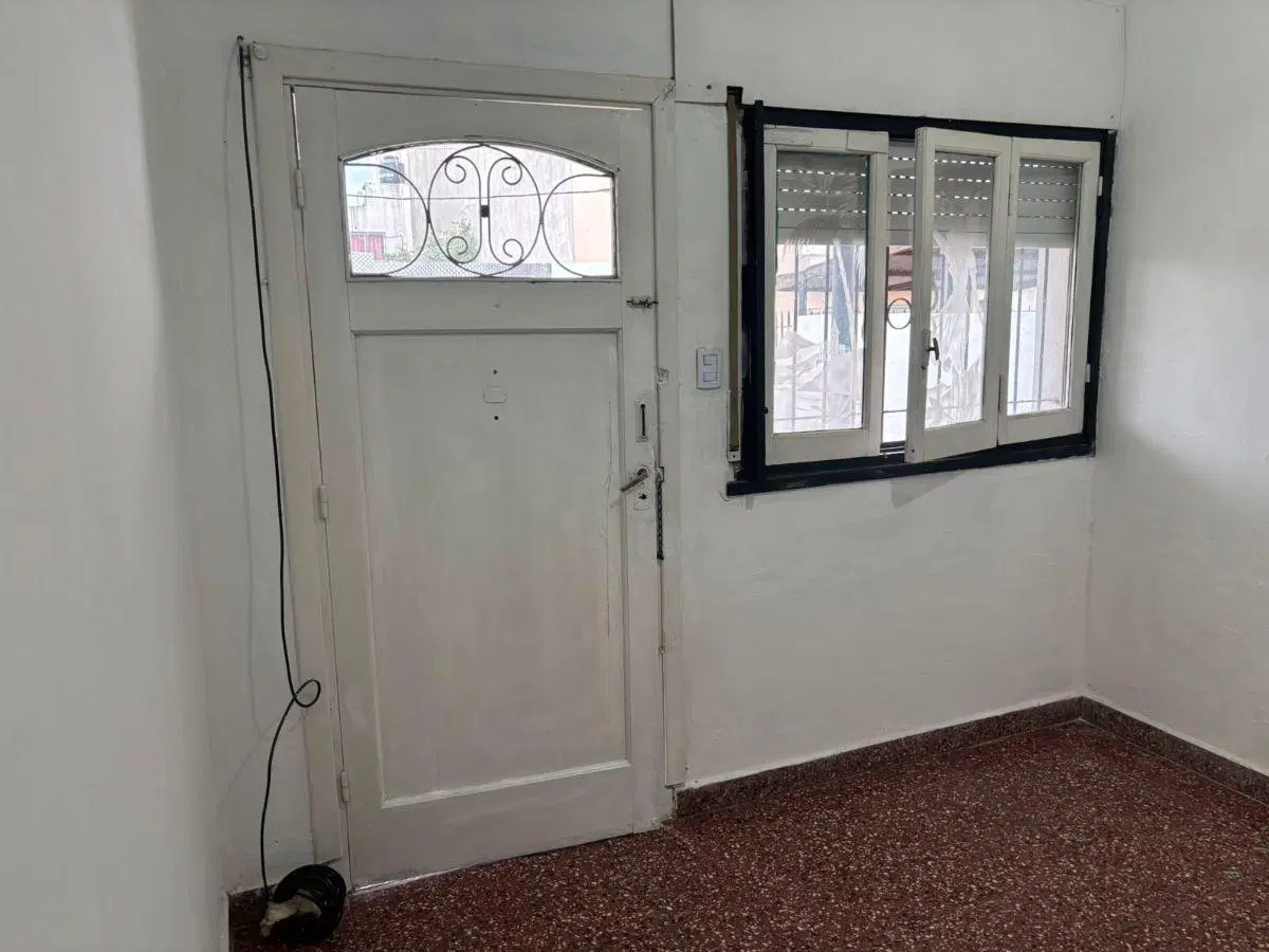 Alquier de CASA en Merlo Norte (A 4 cuadras de la estacion) 2