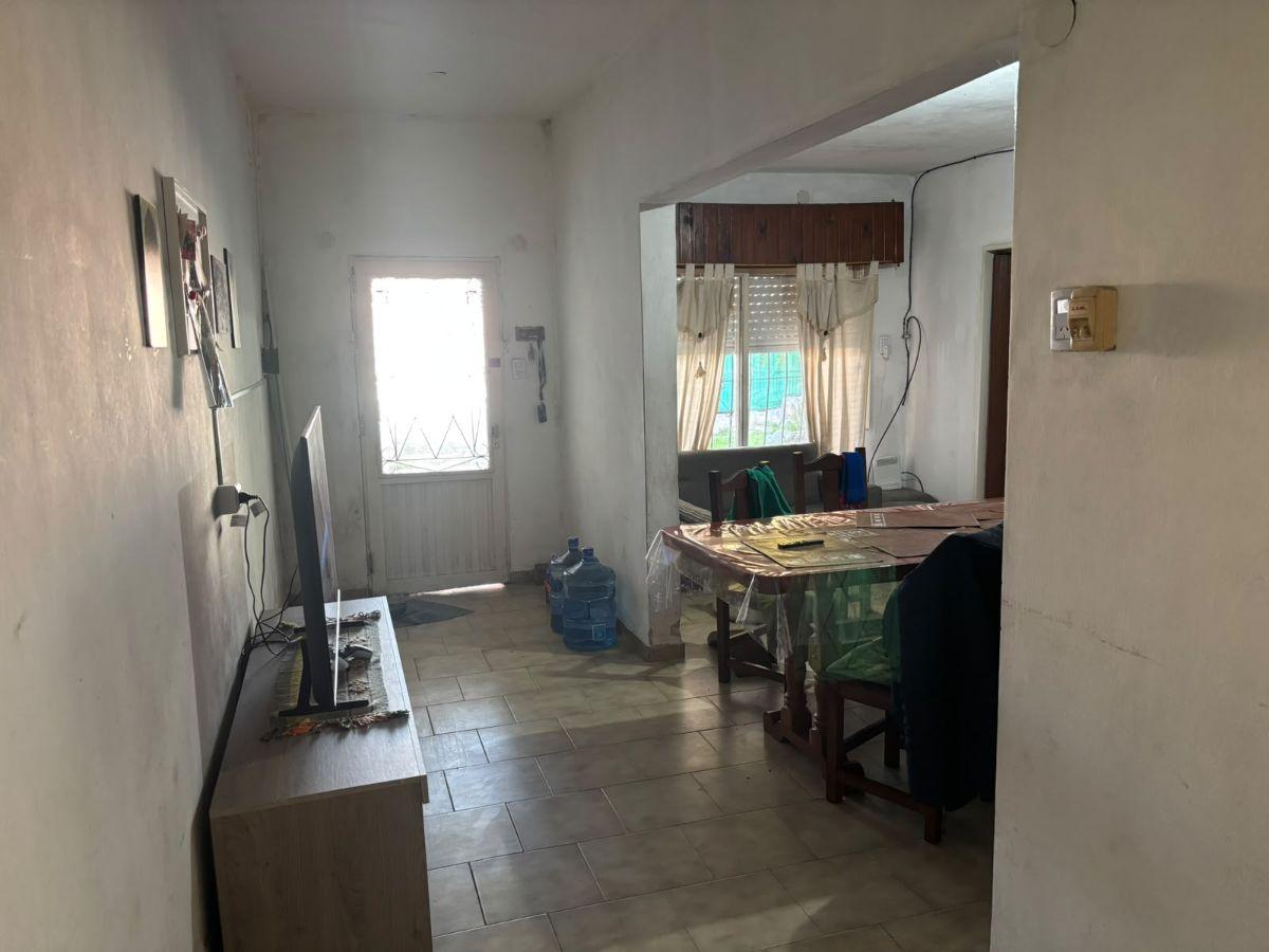 Foto de Venta de CASA en Merlo Norte (A 2 cuadras de Av. H. Yrigoyen), imagen 2