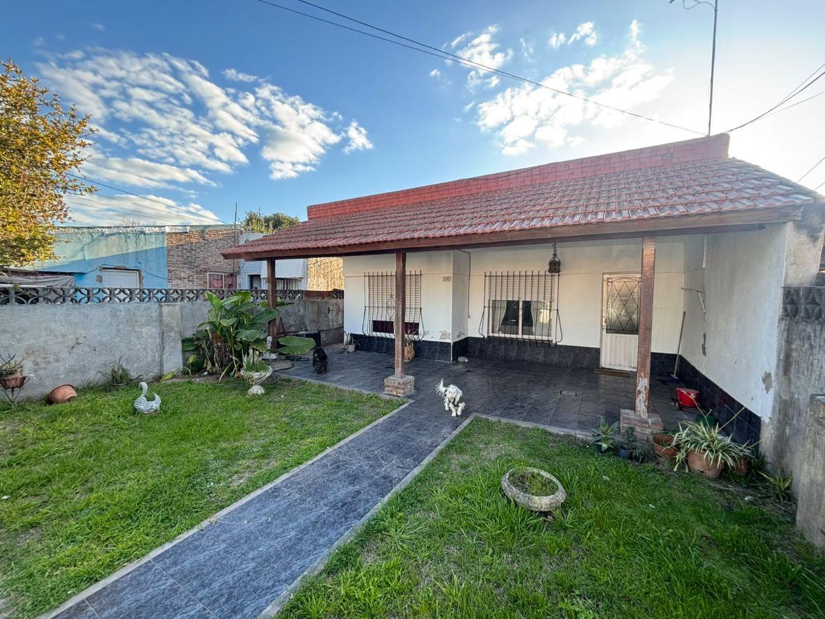 Foto de Venta de CASA en Merlo Norte (A 2 cuadras de Av. H. Yrigoyen), imagen 1