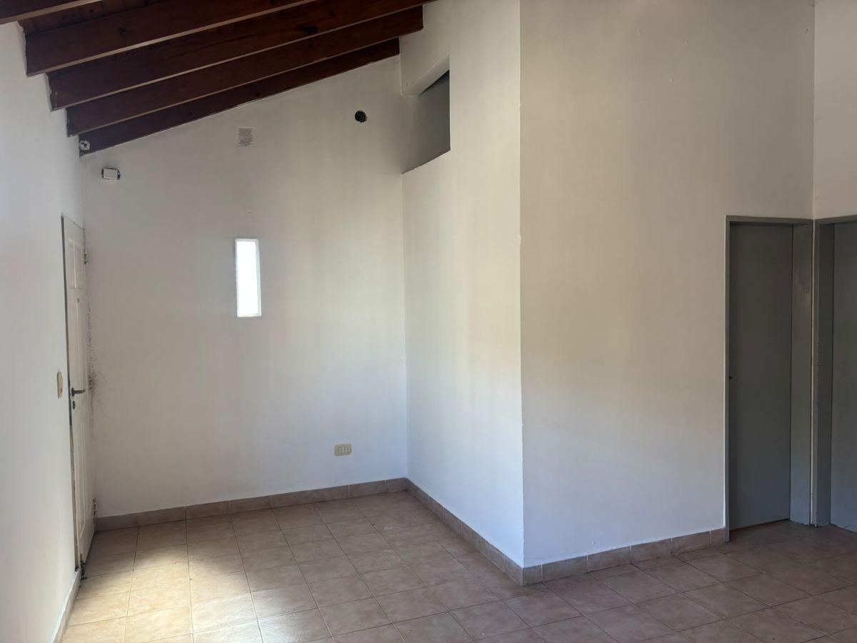 Foto de Alquiler de Departamento en Merlo Norte (A 3 cuadras de la estación), imagen 3