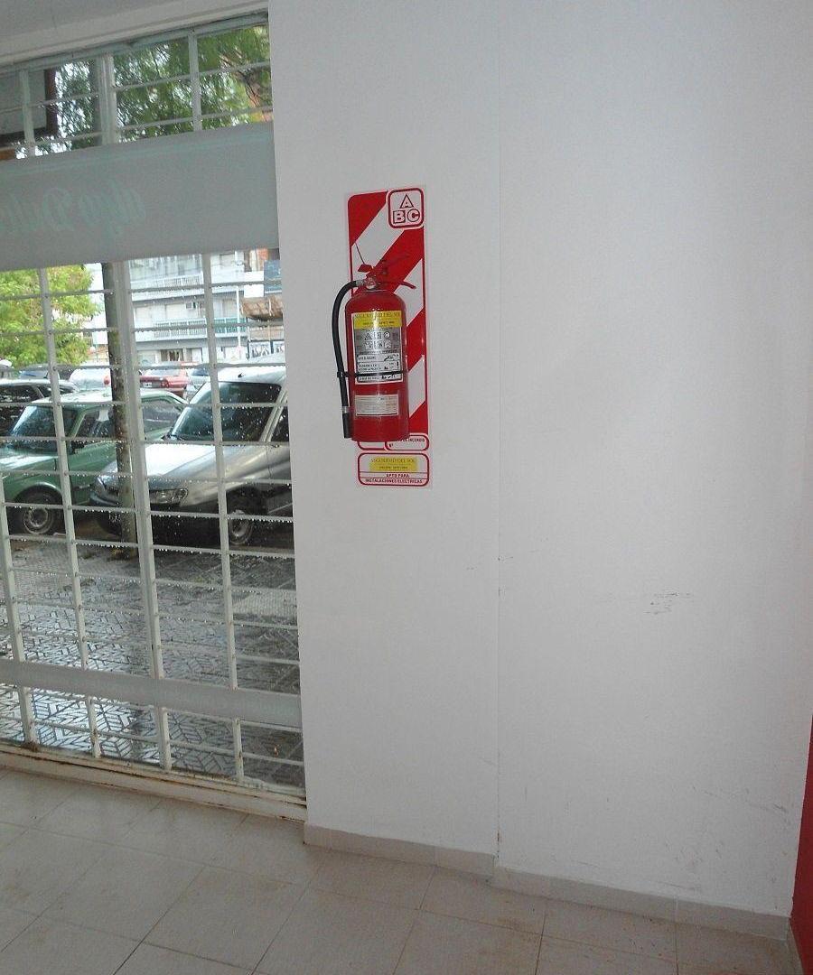 Foto de TRIUNVIRATO 5200 | LOCAL EN VENTA, imagen 3