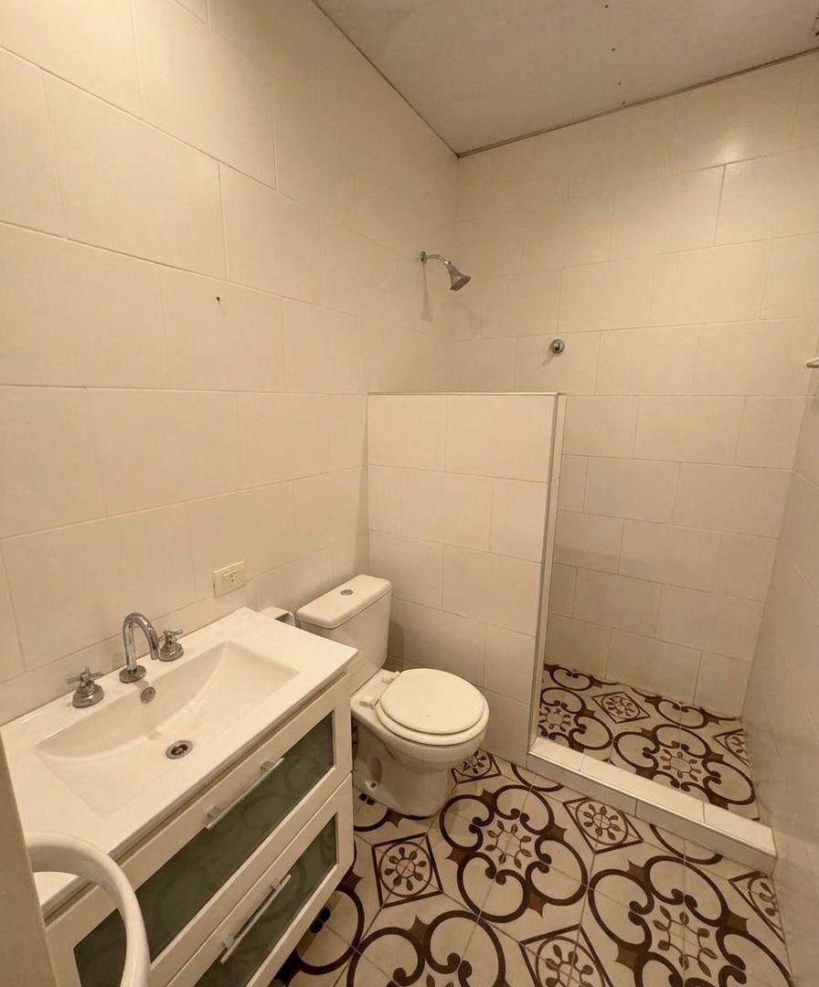 Foto de Casa En Venta En Villa Bonich Con Patio Parrilla Cochera 2 Dormitorios, imagen 5