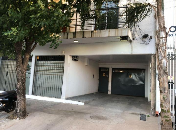 Departamento en  Alquiler con Cochera 1