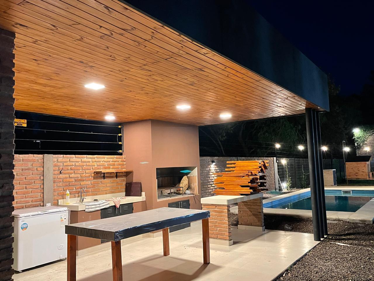 Casa de 1 dormitorio en Alquiler en complejo tipo Condominio