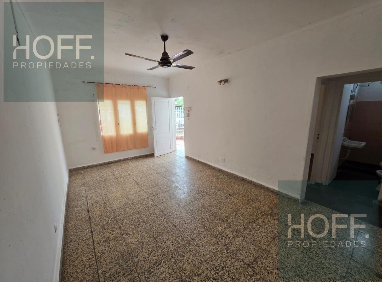 Foto de Casa a Refaccionar en Venta 2 Dorm - Apto Crédito - Barrio La Liguria, imagen 3