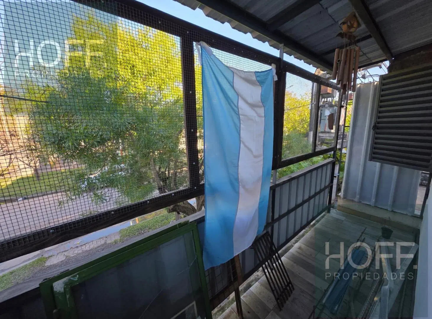 Departamento en planta alta en aqluiler para uso comercial 2