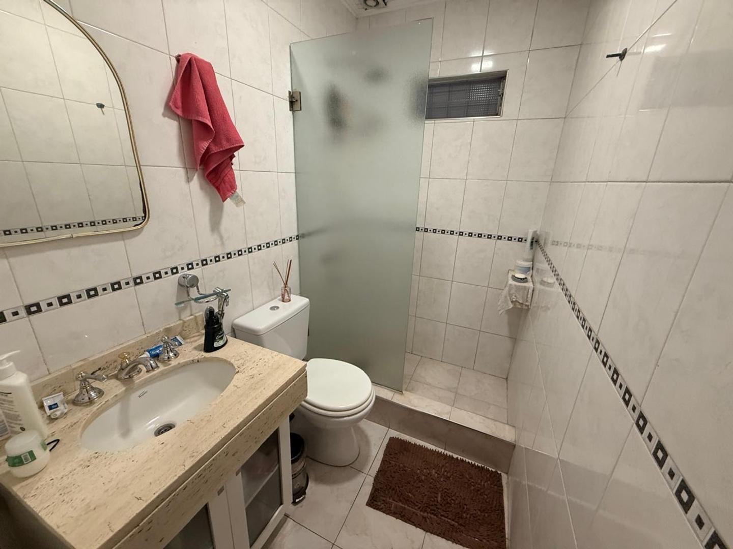 Foto de Casa al frente con Dpto. Interno., imagen 3