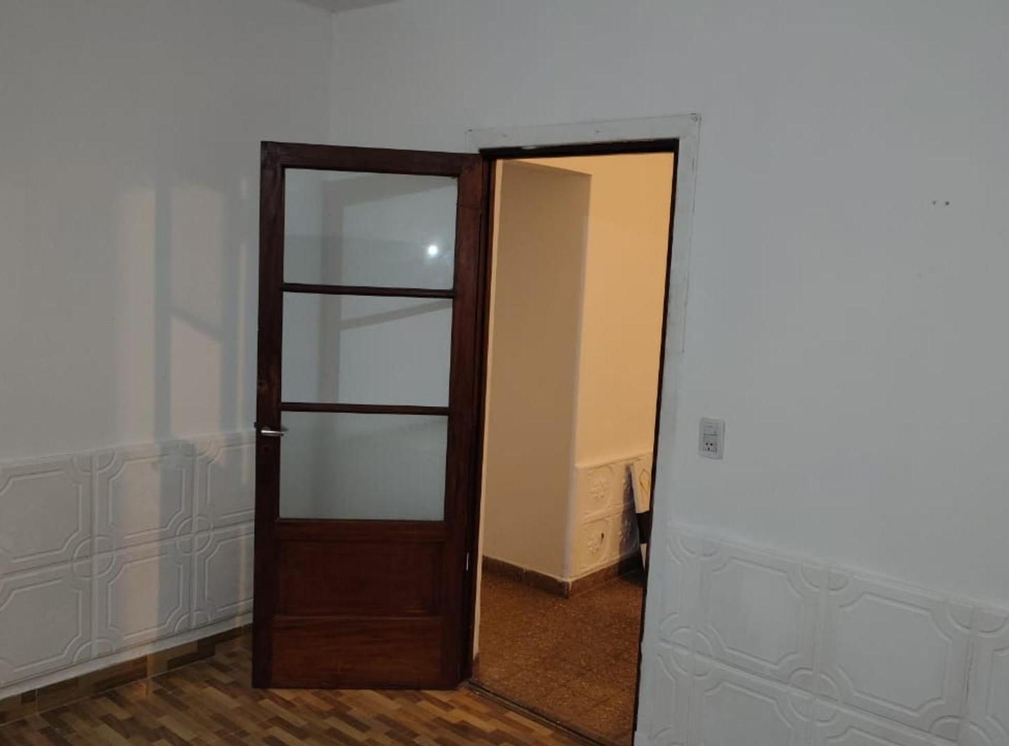 Foto de Alquiler Casa de 3 Ambientes con Patio., imagen 4