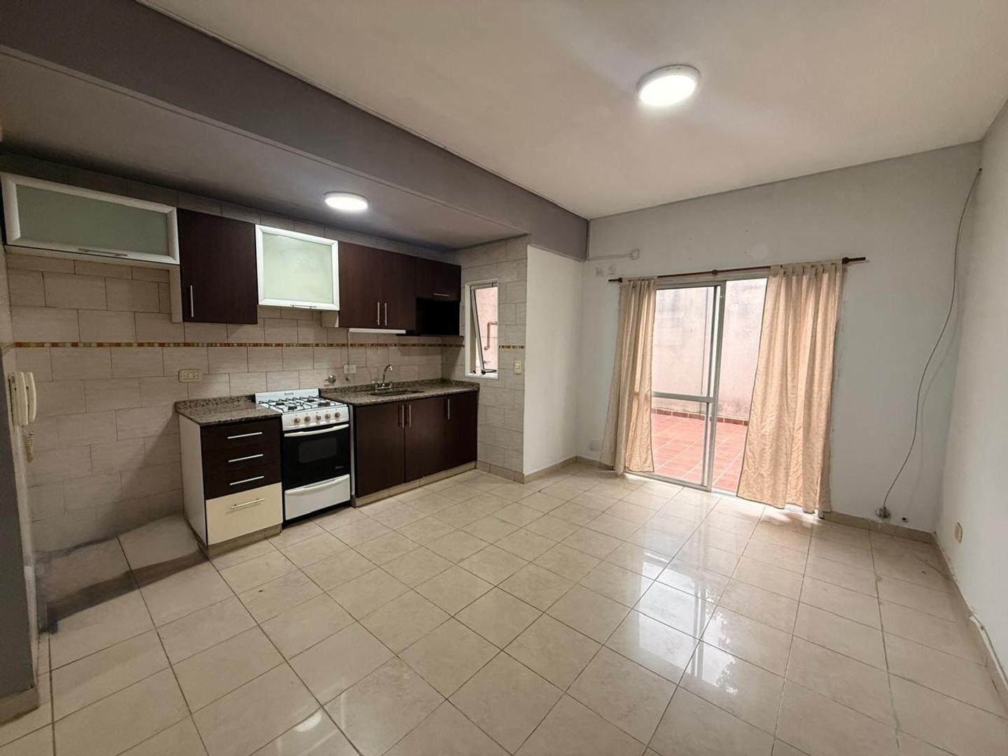 Foto de Departamento de 2 ambientes con dos Patios., imagen 2