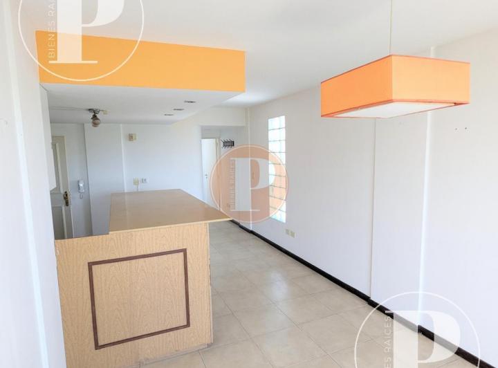 Departamento de un dormitorio y cochera 2
