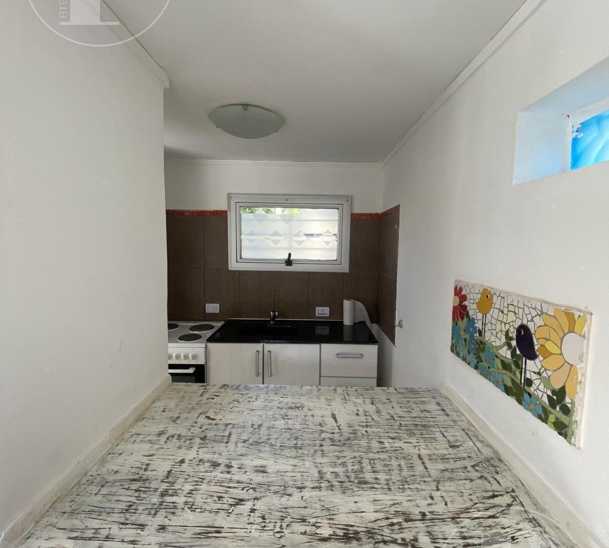 Foto de | VENTA | Duplex sobre lote de 1035m2 City Bell, La Plata, imagen 3
