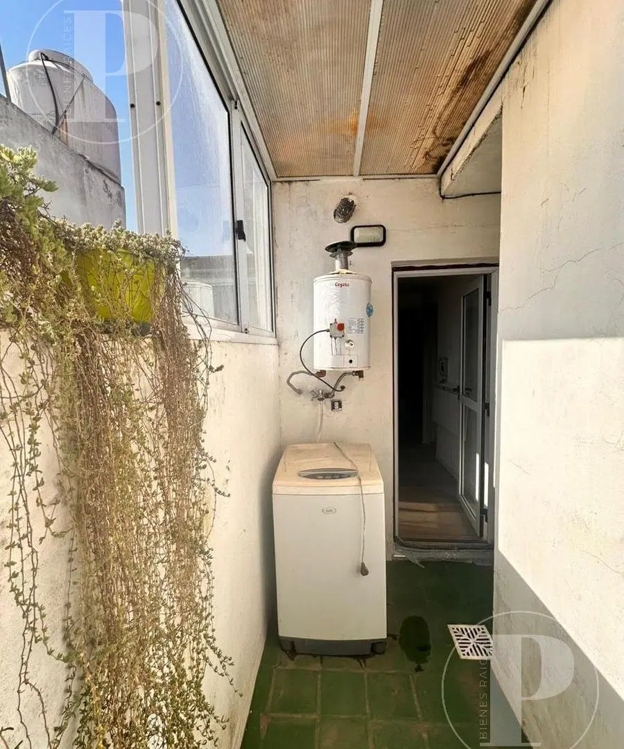 | VENTA | PH 1 Dormi. Sin exnepnsas, 20 y 64, La Plata 8