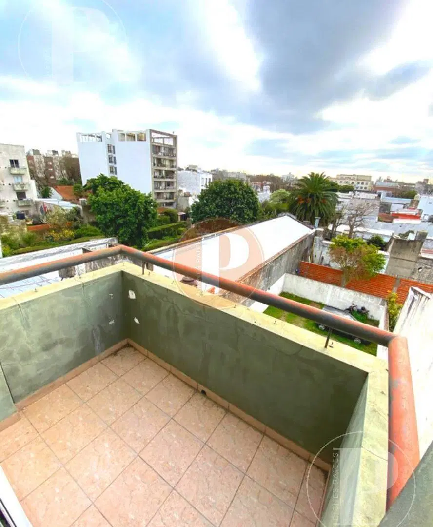 | VENTA | Monoambiente c/ cochera 115 e/66 y 67, La Plata 4