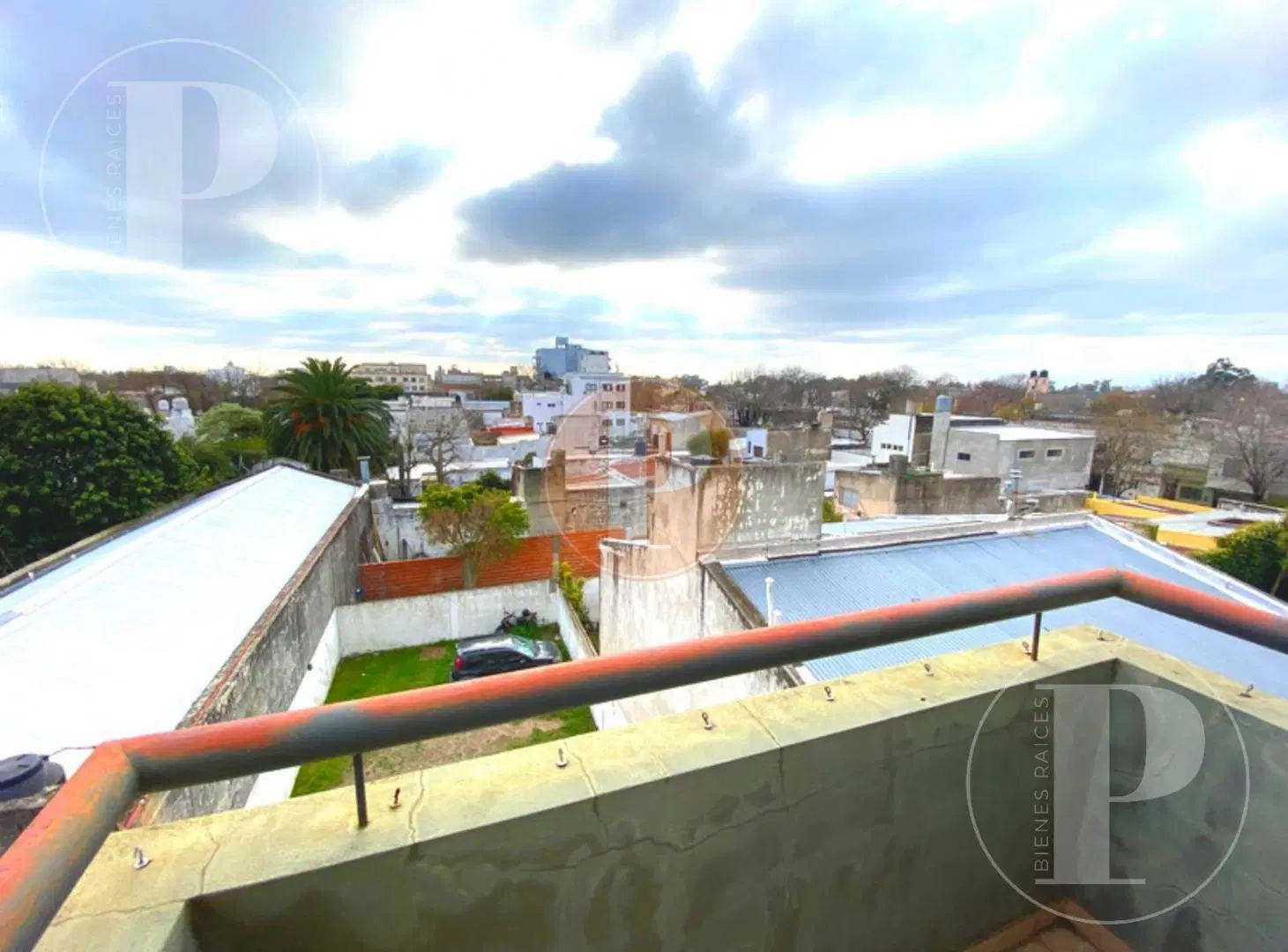 | VENTA | Monoambiente c/ cochera 115 e/66 y 67, La Plata 2