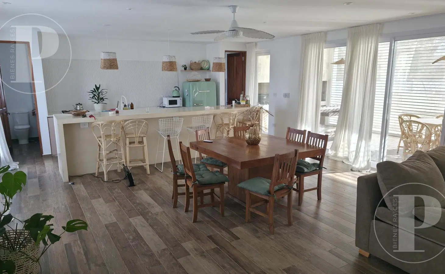 Casa en José Hernández 4