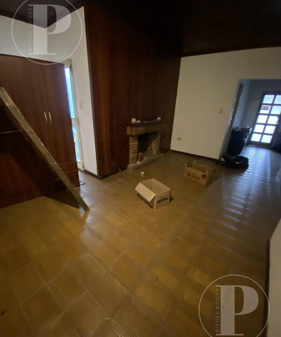 Foto de | VENTA | Casa 3 dorm + quincho y pileta, a refaccionar, imagen 4
