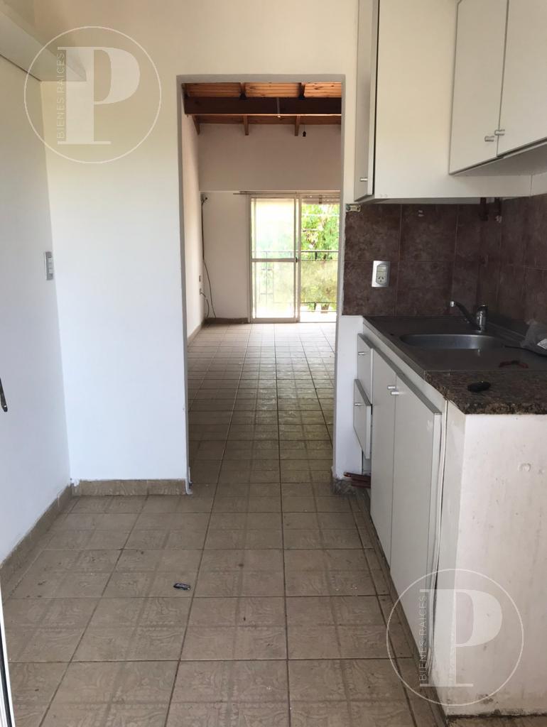 Foto de | VENTA Y ALQUILER | Dto 2 dormi. 19 e/ 79 y 80, La Plata., imagen 5