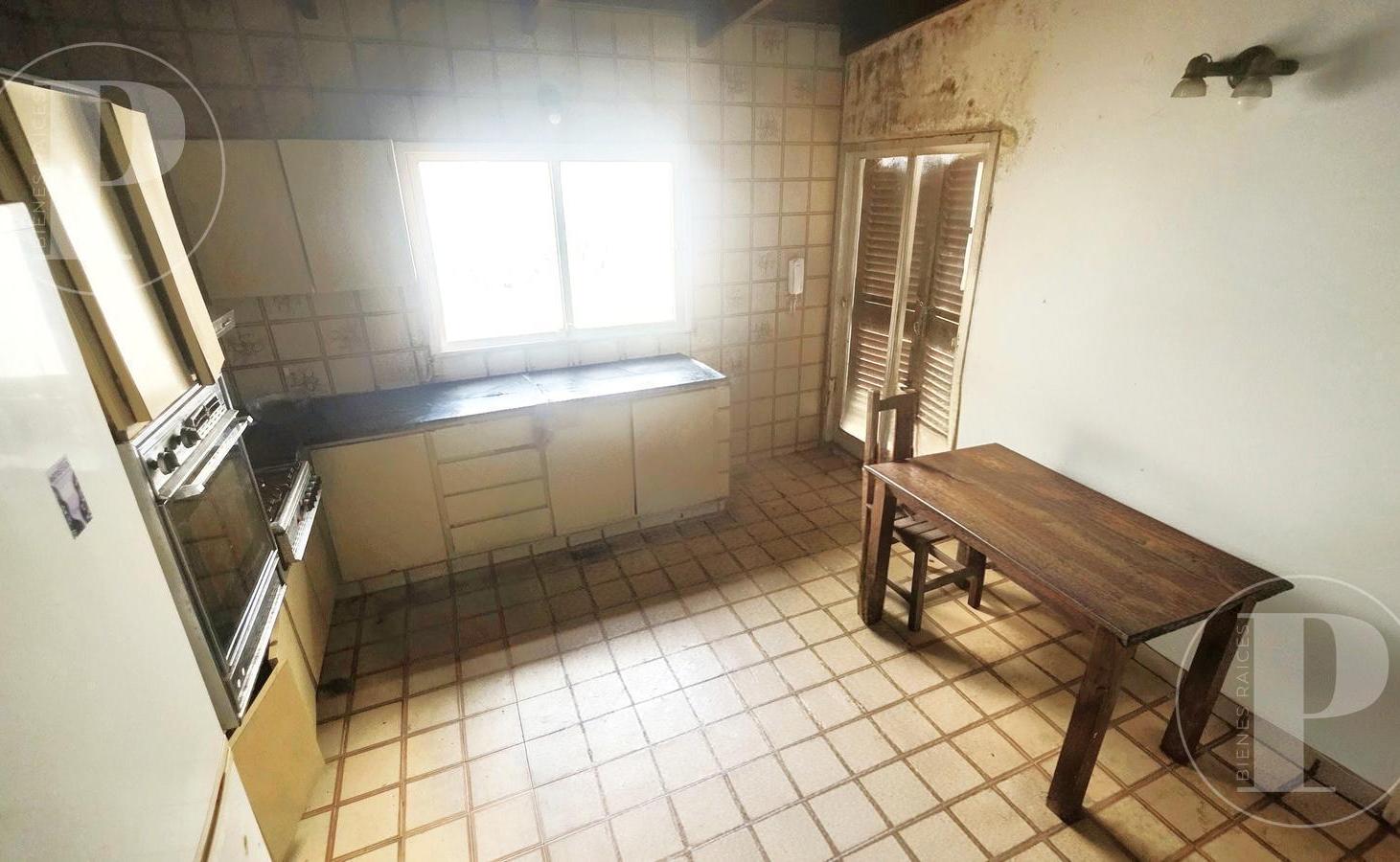 Foto de | VENTA | Casa 3 dorm + quincho y pileta, a refaccionar, imagen 4