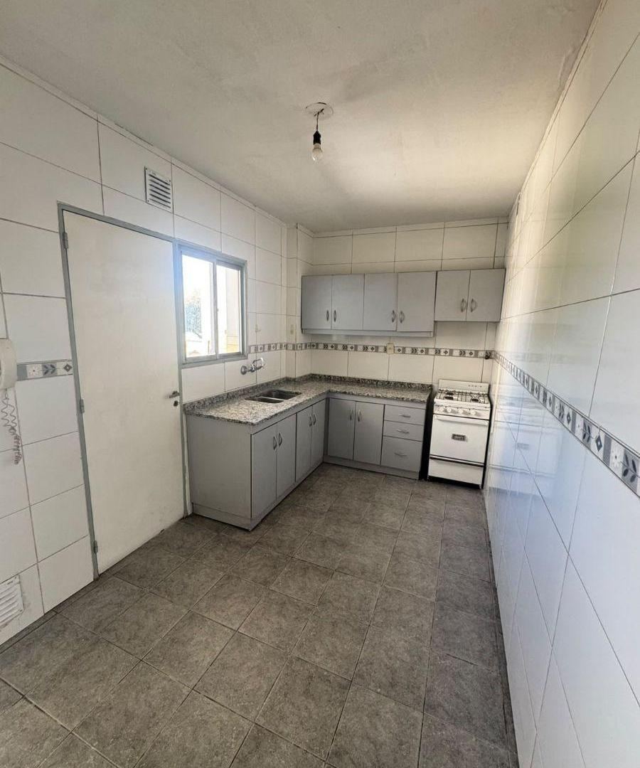 Foto de DEPARTAMENTO EN ALQUILER, DOS HABITACIONES, A METROS DE PLAZA ITALIA, imagen 5