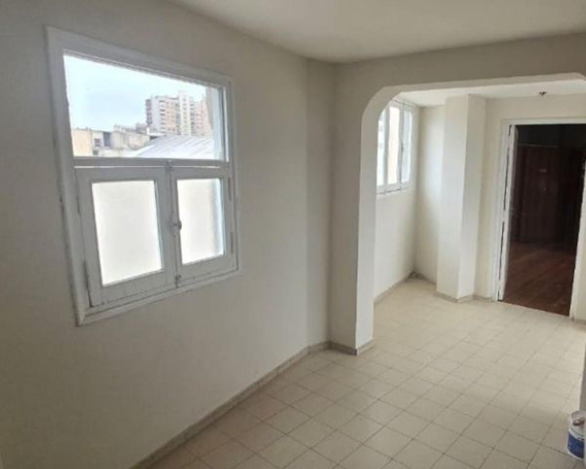 Foto de OFICINAS Y CONSULTORIOS EN ALQUILER – LAVALLE 71, imagen 2