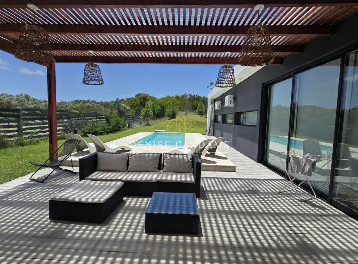 Foto de Casa en Alquiler en Costa Esmeralda, Barrio Residencial I, imagen 4