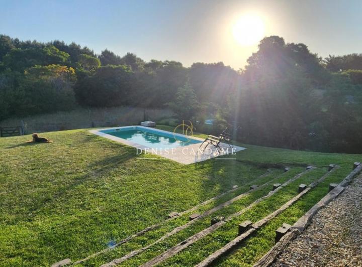 Foto de Casa En Alquiler En Costa Esmeralda, imagen 1